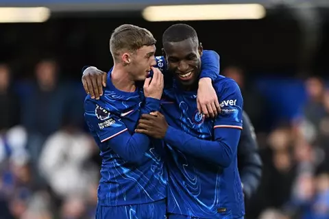 بالمر وجاكسون.. ثنائية فرقتها الإصابات لتعود في ديربي لندن